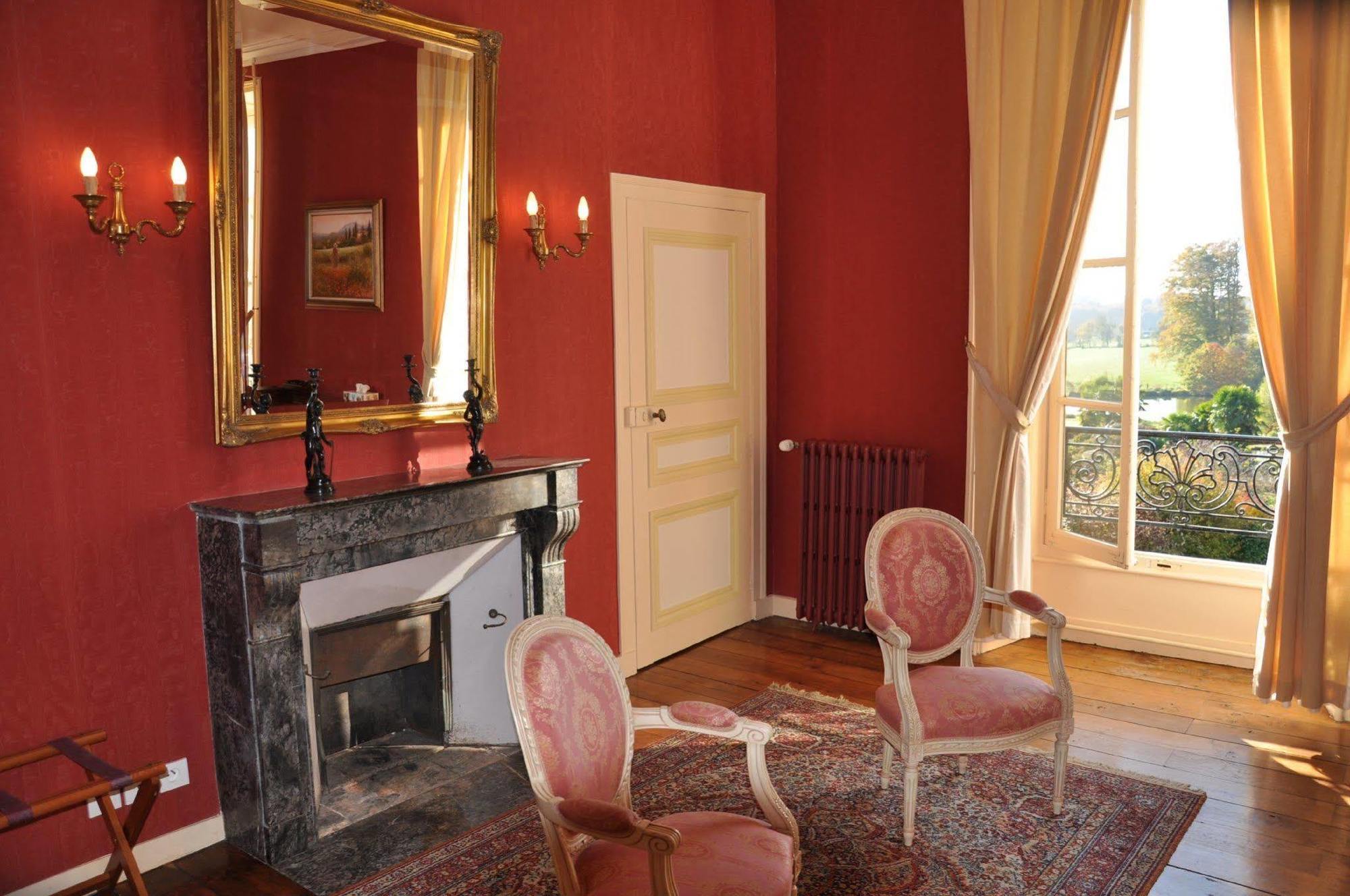 Chateau De La Foltiere Apartment Saint-Germain-en-Cogles Bilik gambar