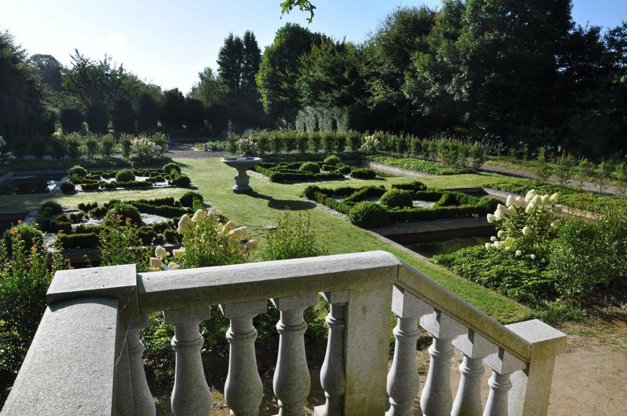Chateau De La Foltiere Apartment Saint-Germain-en-Cogles Luaran gambar