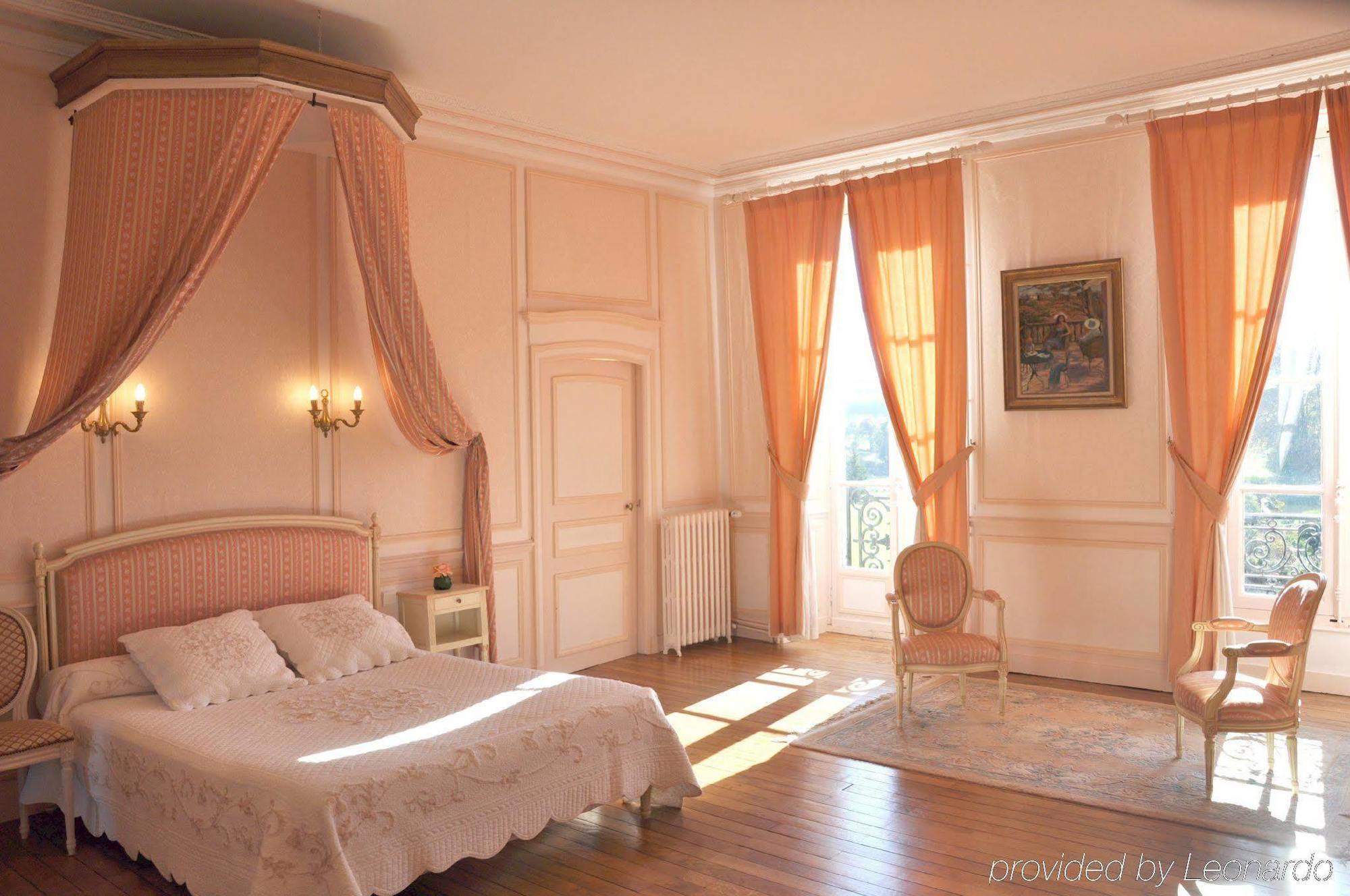 Chateau De La Foltiere Apartment Saint-Germain-en-Cogles Bilik gambar